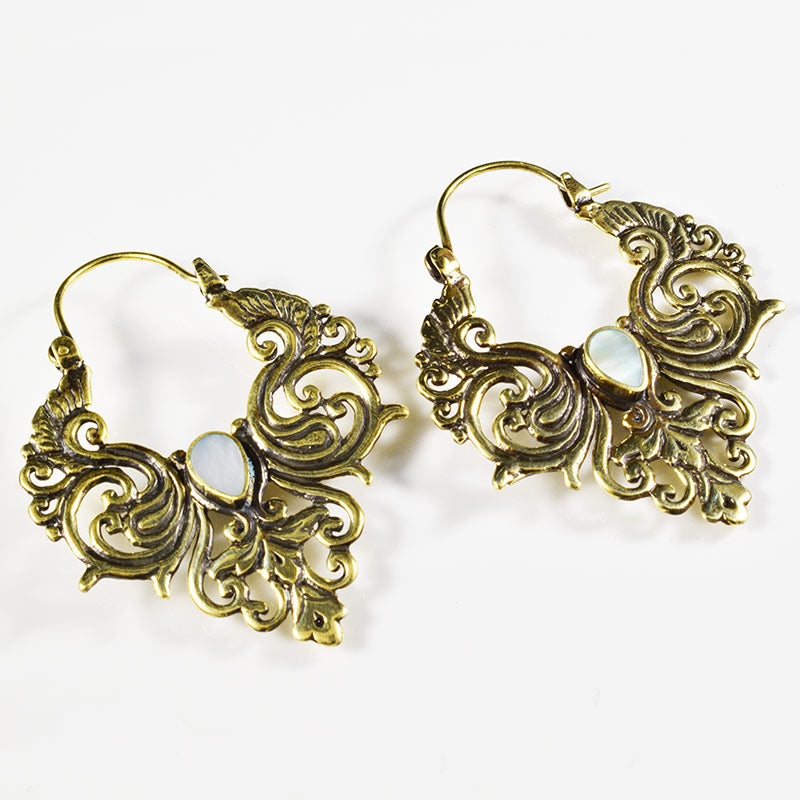 balinese earrings in gold brass with mother of pearl