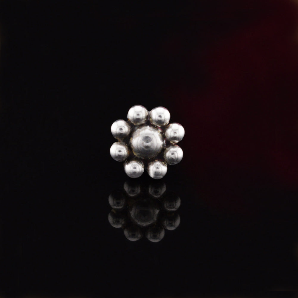 Nose stud, beaded flower 