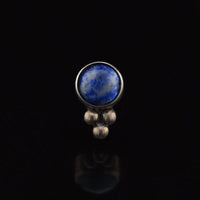 Threadless piercing end in titanium, lapis stone with triple beads