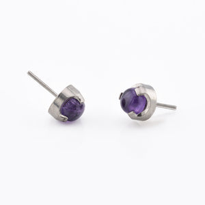 Titanium Threadless Piercing End with Amethyst