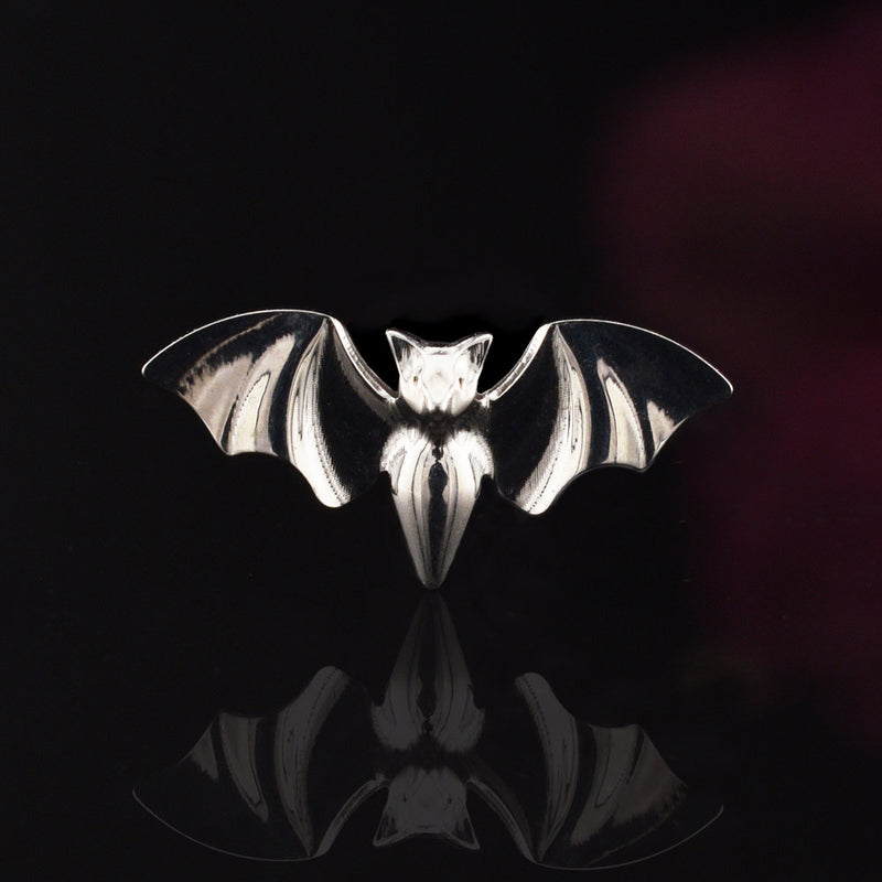 Bat Labret  Piercing Threadless Titanium