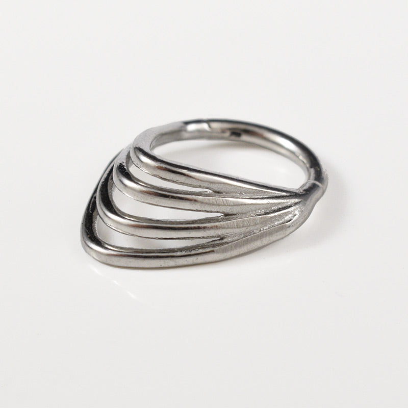 Quad V septum segment clicker ring