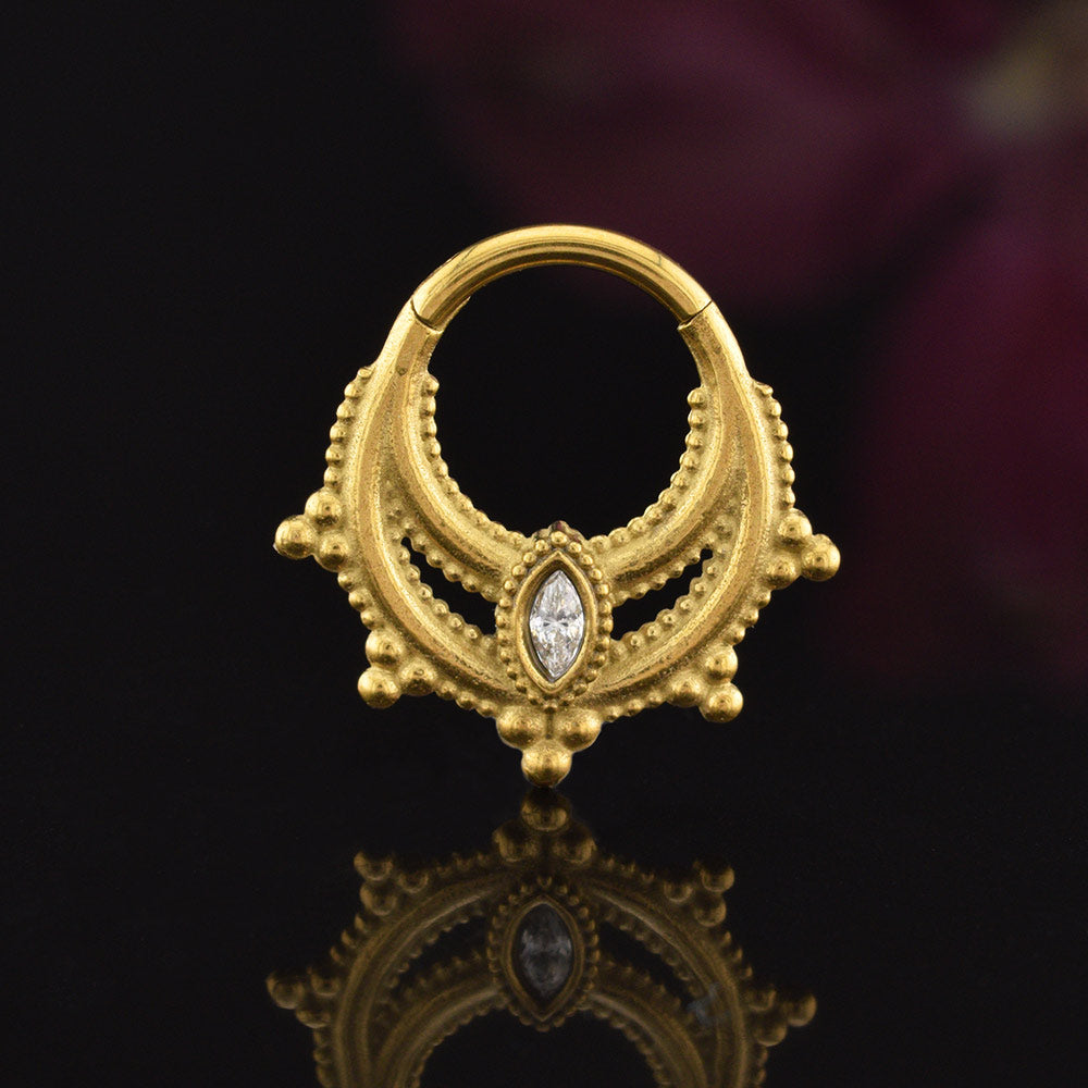 indian clicker ring for septum in gold steel with crystal gem