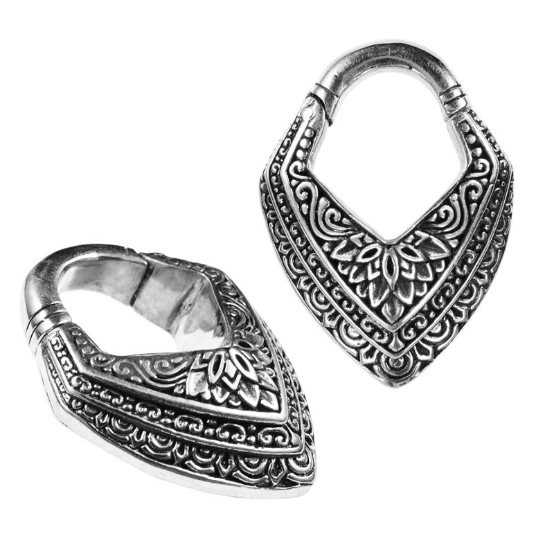 Ear Weight. Malwari. Tribal Design in Silver Brass. With Hinge
