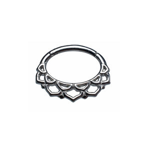 Lotus clicker ring for septum or daith