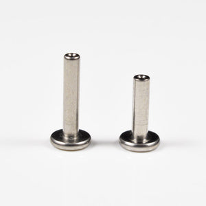 Threadless Piercing Labret in 1.6mm Titanium