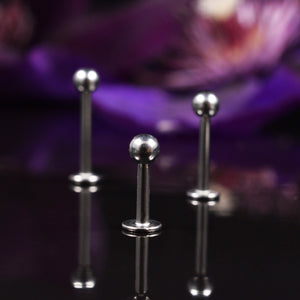 Micro Labret, Flat Backs in Surgical Steel 